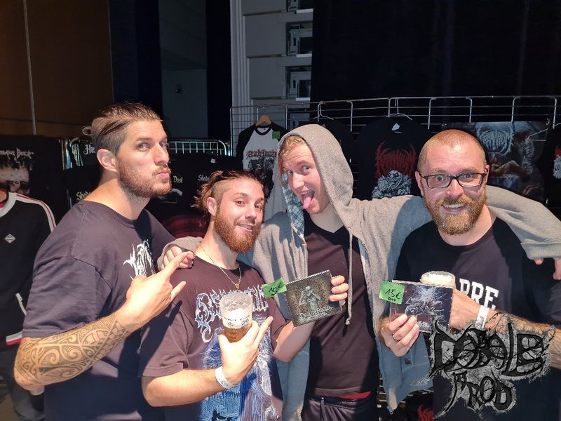 ARGUE 2.jpg (100 KB)