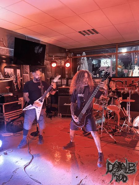 SMASHED (9).jpg (112 KB)