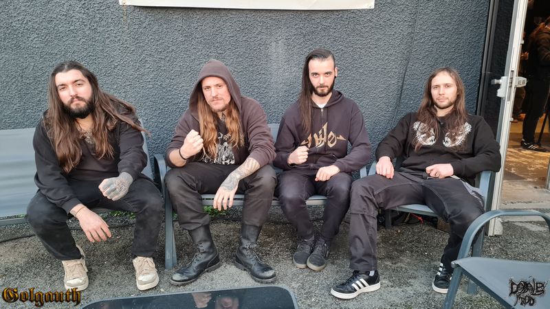 Skaphos band.jpg (145 KB)