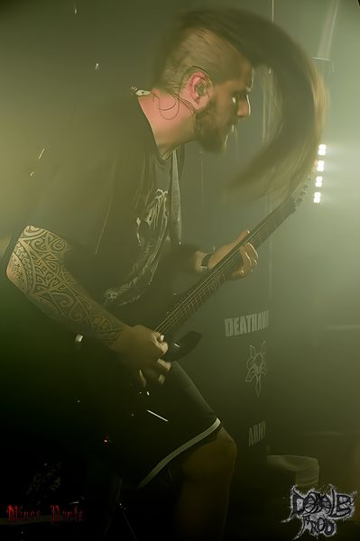 DEATHAWAITS4.jpg (21 KB)