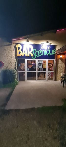 Lembarzique Café.jpg (40 KB)