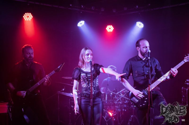 IMG_0695.jpg (67 KB)