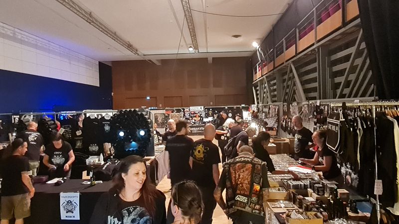 MERCH 1.jpg (115 KB)