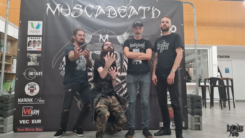 Iron Flesh band.jpg (103 KB)