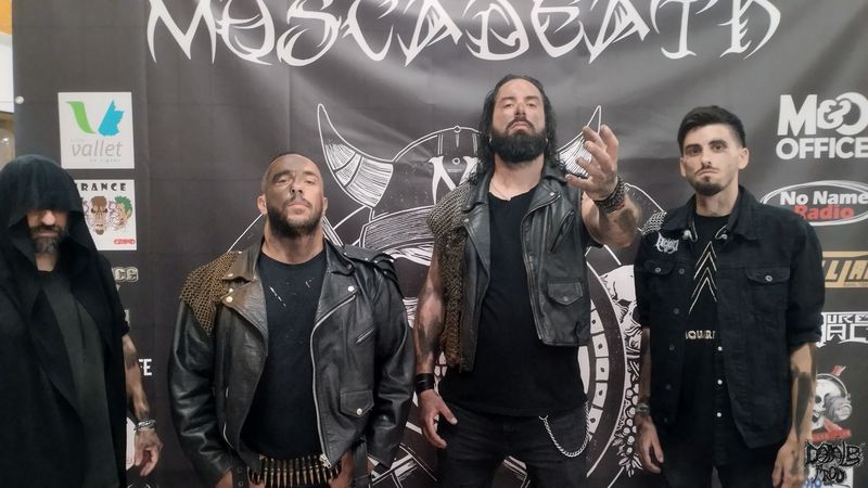 ACOD band.jpg (71 KB)