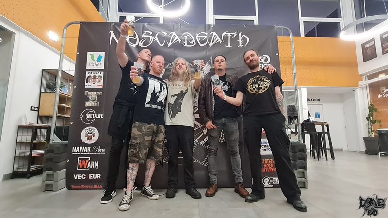 Aorlhac band.jpg (107 KB)