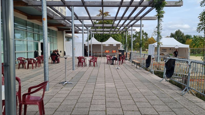 extérieur 2.jpg (139 KB)