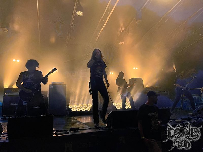 IMG_7816.jpg (89 KB)