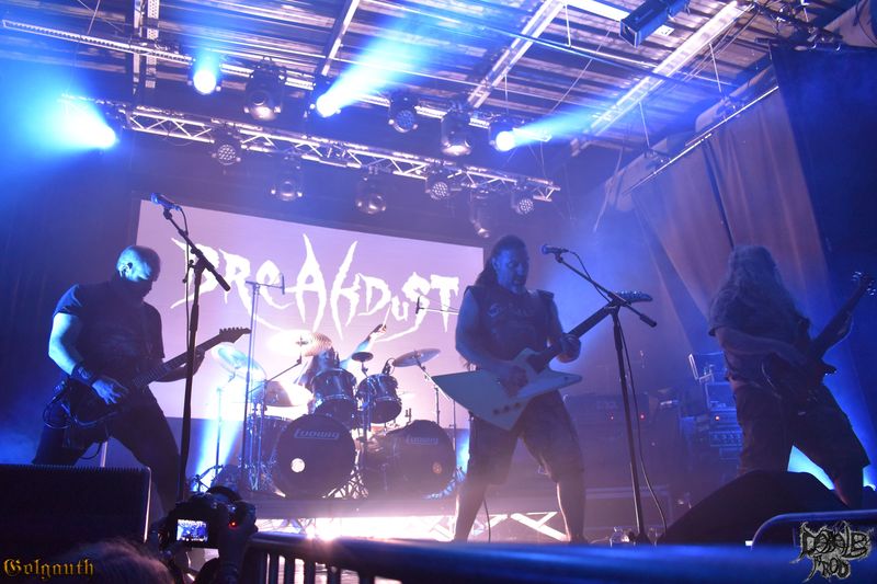 BREAKDUST4.jpg (114 KB)