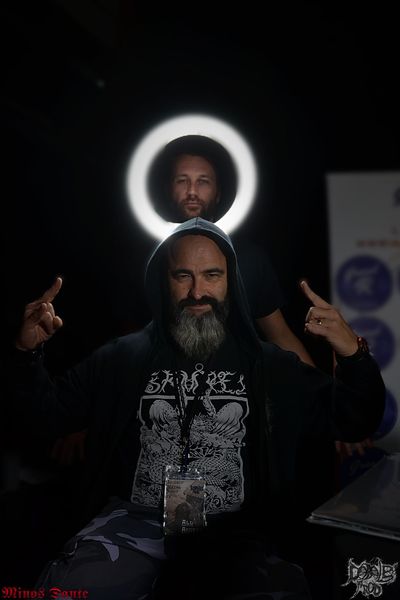 DIVERS COUZ1.jpg (21 KB)